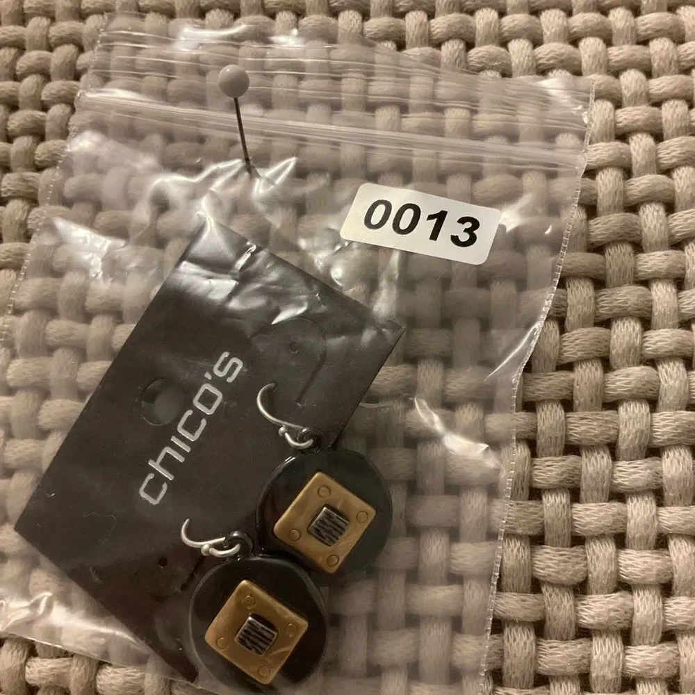 0013- New Chico's Black‎ and Gold Earrings